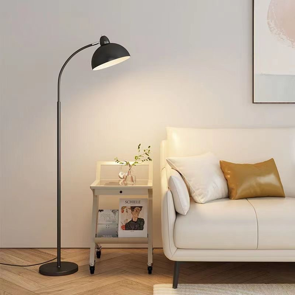 Moderne skandinavisk buegulvlampe